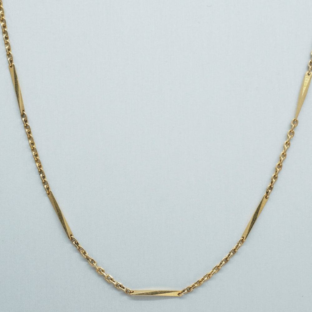 
                      
                        18ct Yellow bar and links Gold Chain
                      
                    