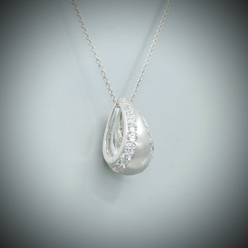 
                      
                        Bundova Diamond Pendant
                      
                    