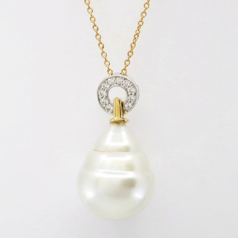 'Hollywood' Cultured South Sea Pearl and Diamond Pendant