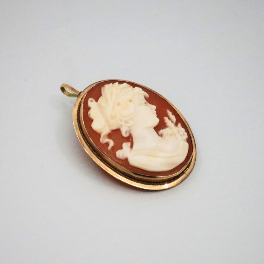 Cameo Pendant