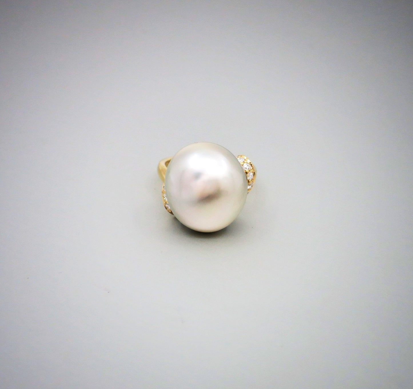 'Lyra' Tahitian Pearl Ring