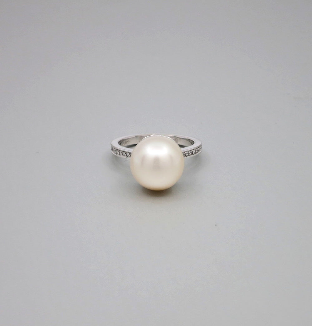 'Tanara' Pearl and Diamond Ring