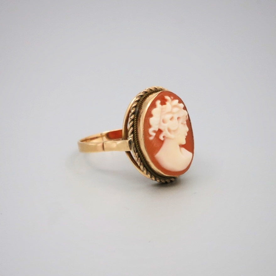 
                      
                        Cameo Ring
                      
                    