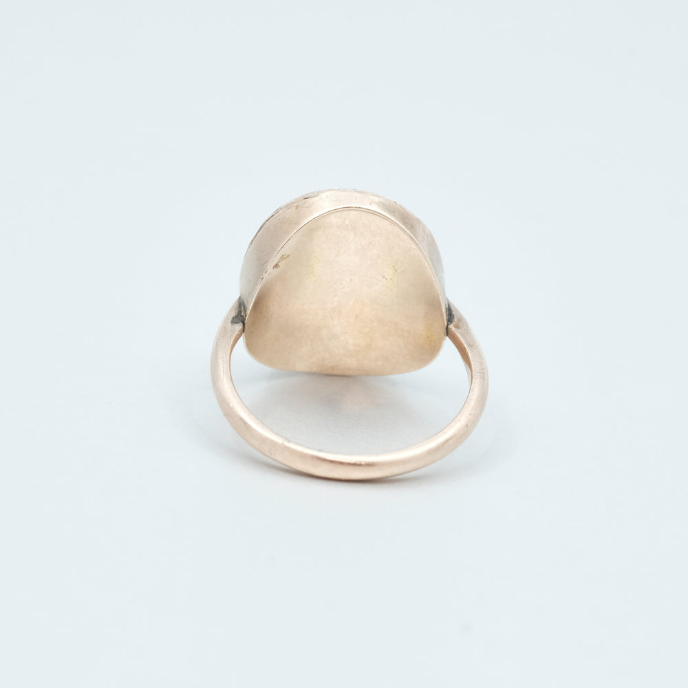 
                      
                        Estate - Carnelian Signet Ring
                      
                    