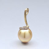 'Lyra' Golden South Sea Pearl Pendant in Yellow Gold