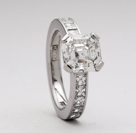 
                      
                        Volans 'Ice Queen' Diamond Ring
                      
                    