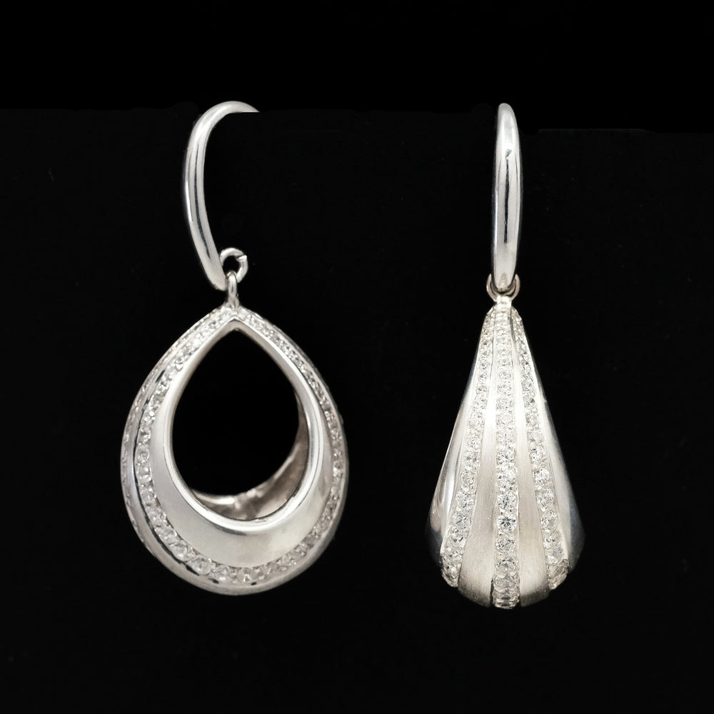 
                      
                        Bundova diamond earrings
                      
                    