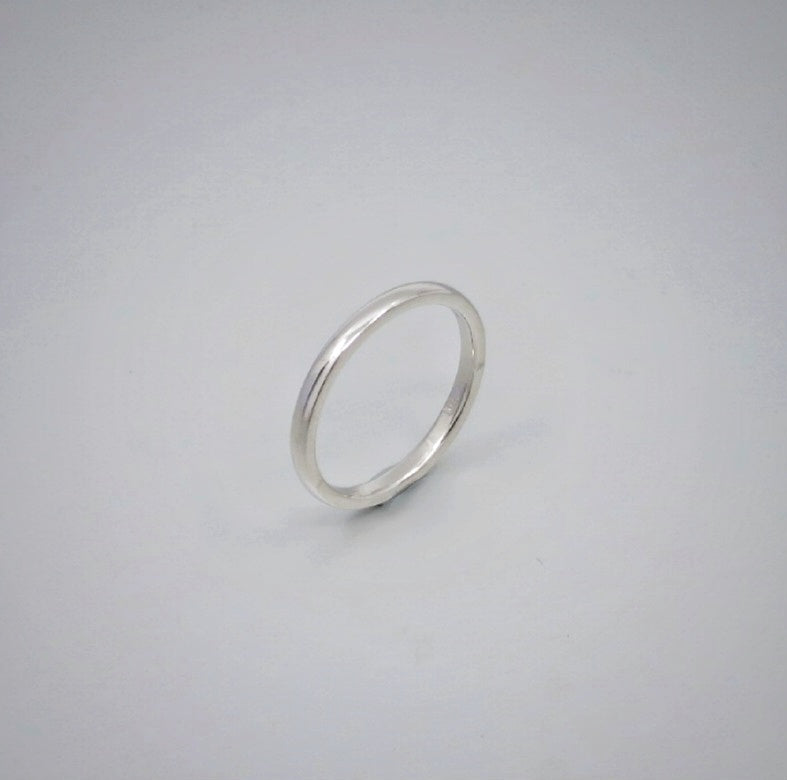 
                      
                        Classic Wedding Ring
                      
                    