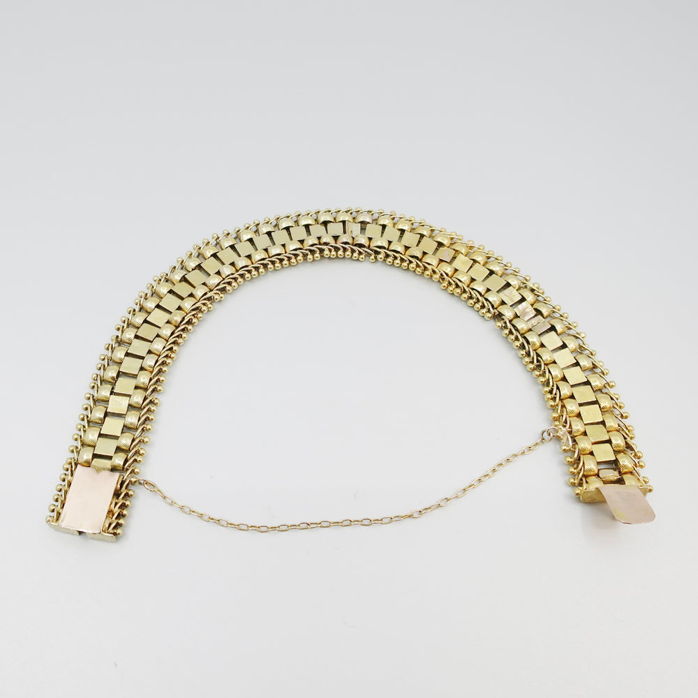 
                      
                        18 Yellow Gold Bracelet
                      
                    