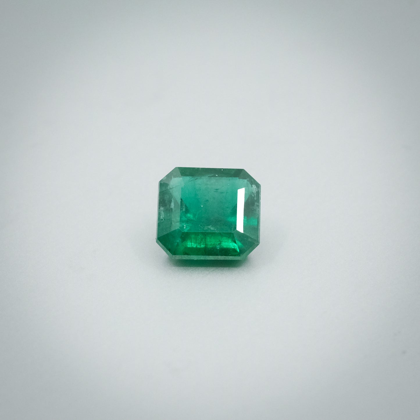 Loose emerald cut Emerald - 2.58cts Origin Brazil