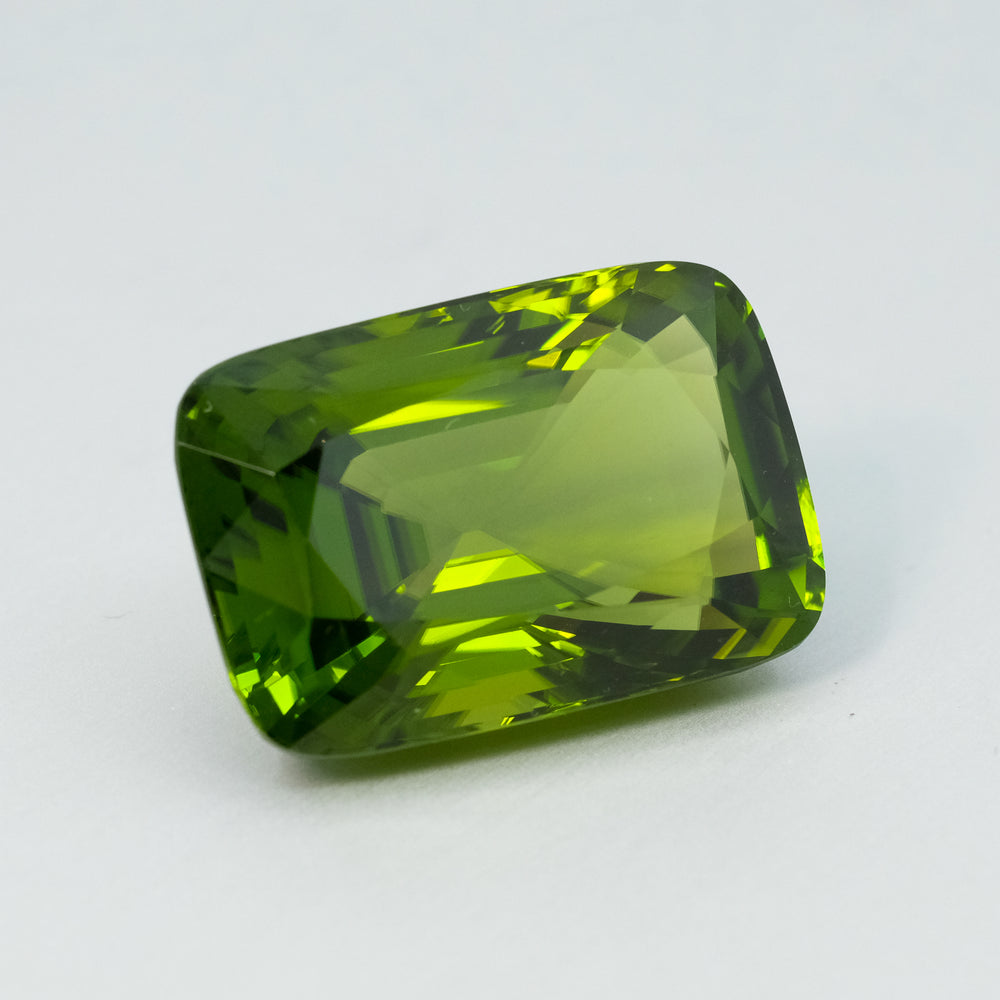 
                      
                        Loose Peridot - Cushion cut - 62.50cts
                      
                    