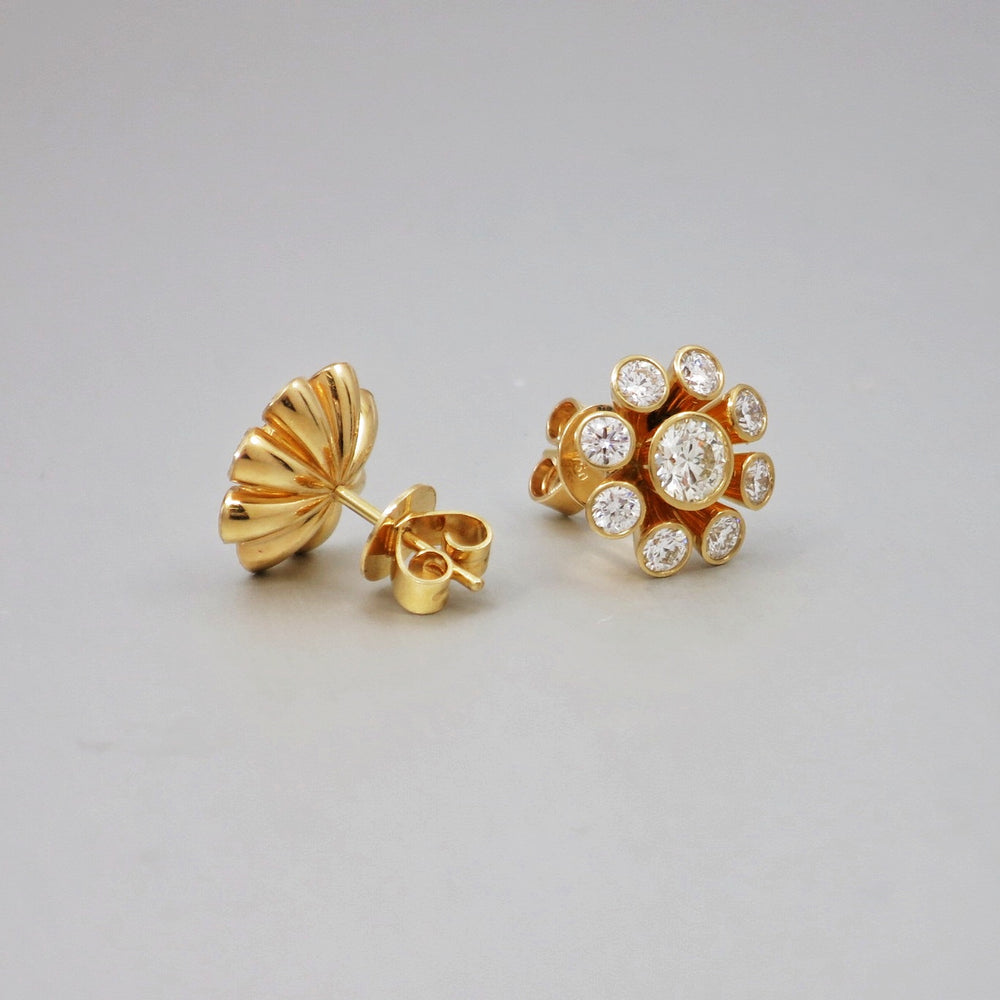 
                      
                        'Seren' Diamond Stud Earrings in yellow gold
                      
                    