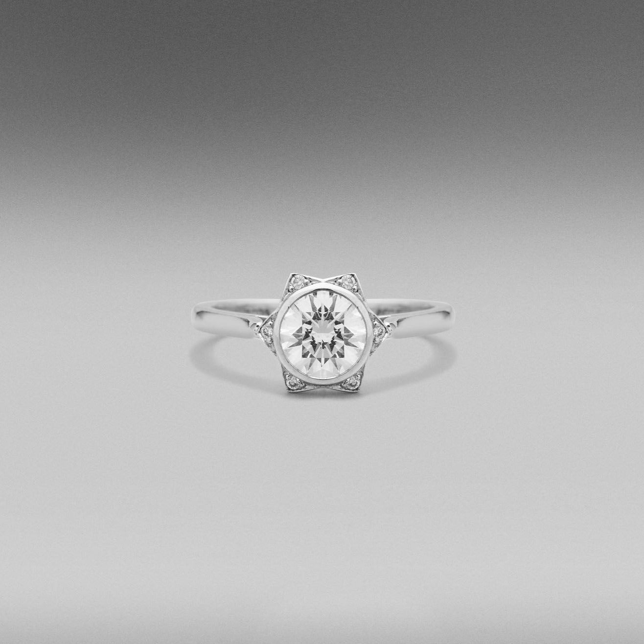 Bundova 'BUNDA Star' diamond ring