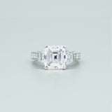 Volans Diamond Ring with Emerald cut 4.07ct Diamond
