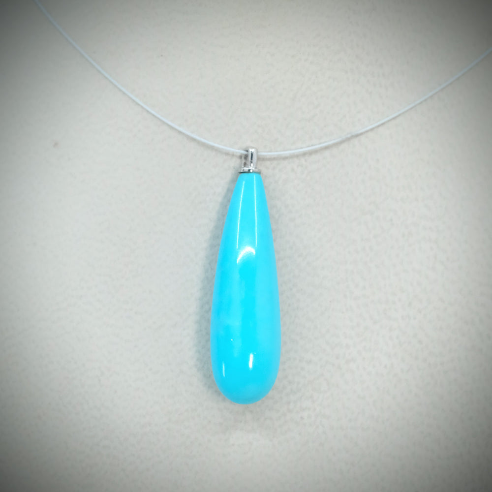 Turquoise pendant on platinum