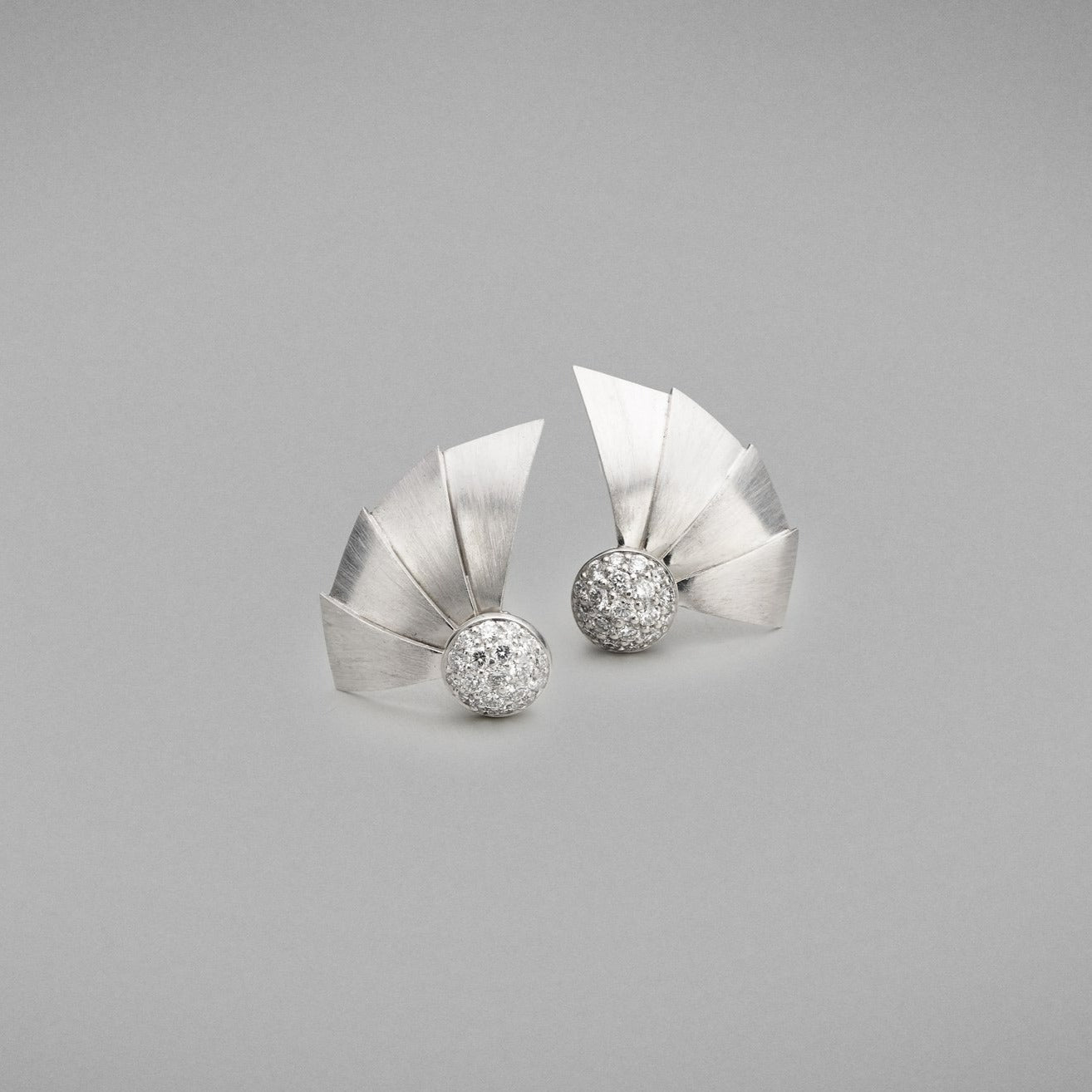 'Apus' Fan Diamond Earrings in White Gold