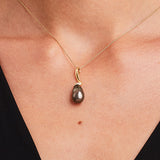 'Lyra' Tahitian Keshi Pearl Pendant in Yellow Gold