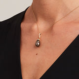 'Lyra' Tahitian Pearl Pendant in 18ct yellow gold
