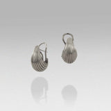 These classically designed Bundova earring are nothing short of stunning. Their vintage style and elegant design has made these earrings a hallmark in the BUNDA collection. With a clip and post back they will be not only one of your most stunning pair of earrings but also your most comfortable, in every occasion.  Currently available in 9ct yellow gold and sterling silver. Can make to order in 9ct and 18ct rose/white/yellow gold.