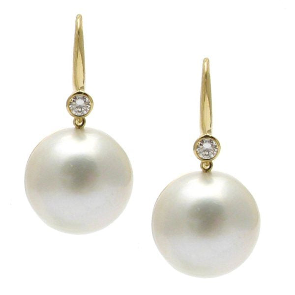 'Serpens' Mabe Pearl Earrings in Yellow Gold